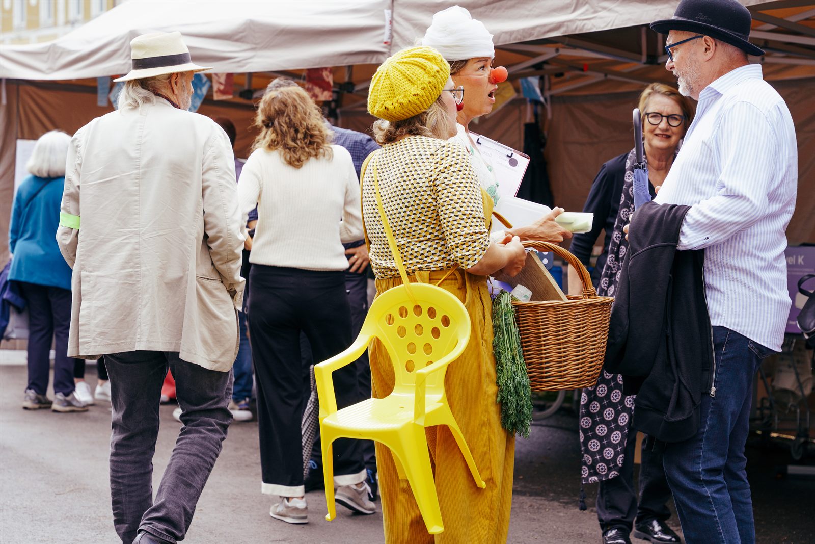 Stadt.teil.fest Schallmoos — Walk-Act im Stadtteil